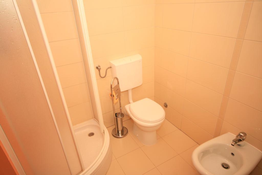Ferienwohnung Ruzmarinka 4* Baška Exterior foto