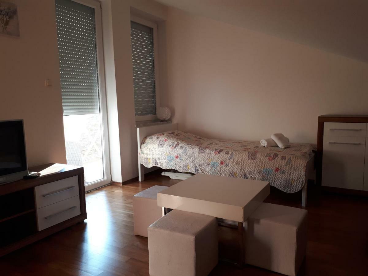 Ferienwohnung Ruzmarinka 4* Baška Exterior foto