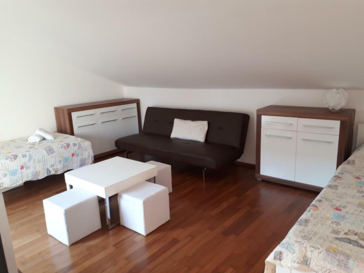 Ferienwohnung Ruzmarinka 4* Baška Exterior foto